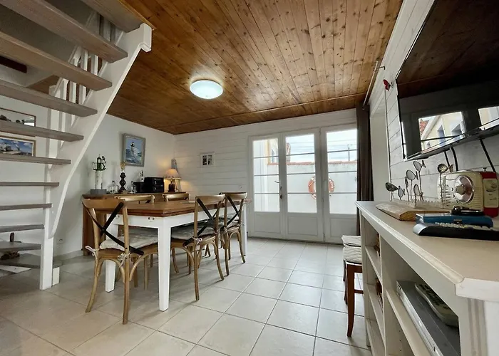 Maison près du Port, 6 couchages, parking, Saint-Pierre-d'Oléron - FR-1-246A-258 Saint-Pierre-d'Oleron