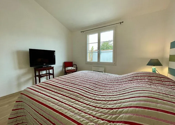 Сasa de vacaciones Maison près du Port, 6 couchages, parking, Saint-Pierre-d'Oléron - FR-1-246A-258 *